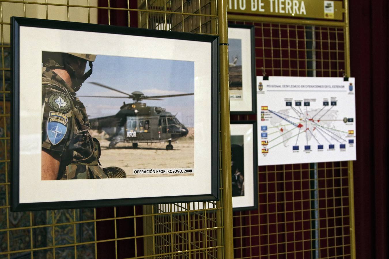 Exposición de banderas históricas en la Capitanía General