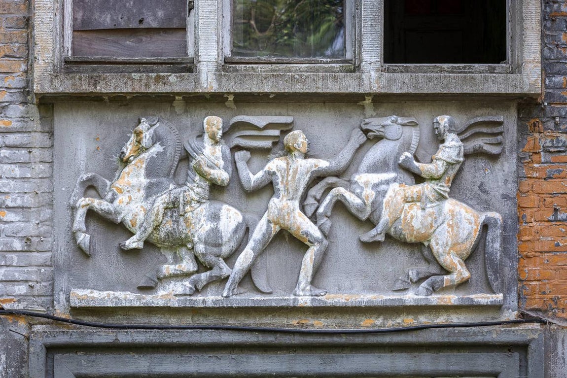 Un recorrido por Krampnitz, el complejo militar alemán abandonado en 1992. Fotos: Benjamin Maltry