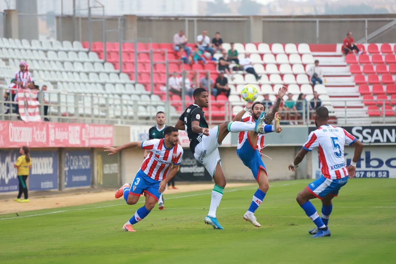 Las mejores imágenes del Algeciras CF-Córdoba CF