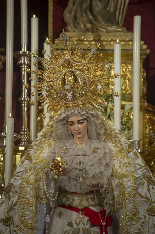 Altar del 50 aniversario de la Resurrección