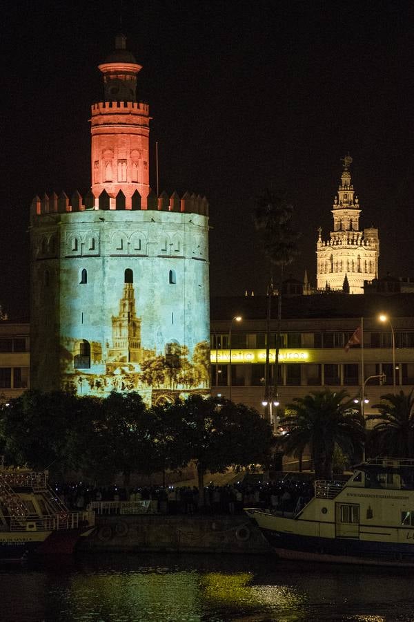 En imágenes, el mapping sobre la Torre del Oro