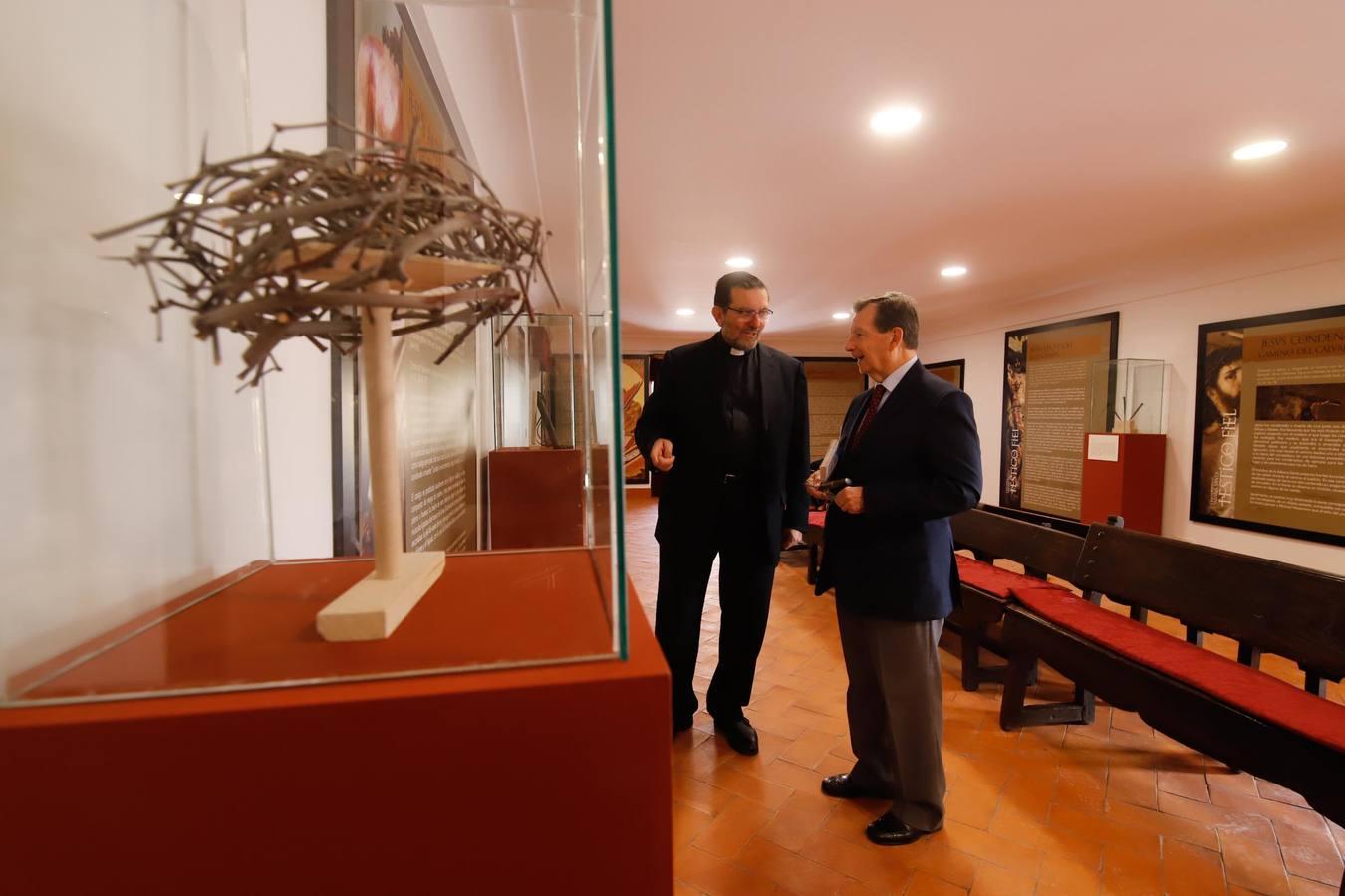 La exposición «Testigo fiel» en la Iglesia del Juramento de Córdoba, en imágenes