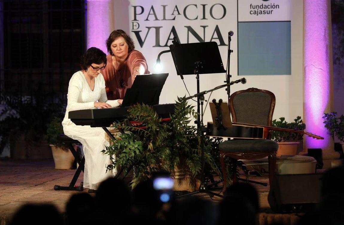 La gala homenaje a las mujeres con cáncer de mama de Córdoba, en imágenes