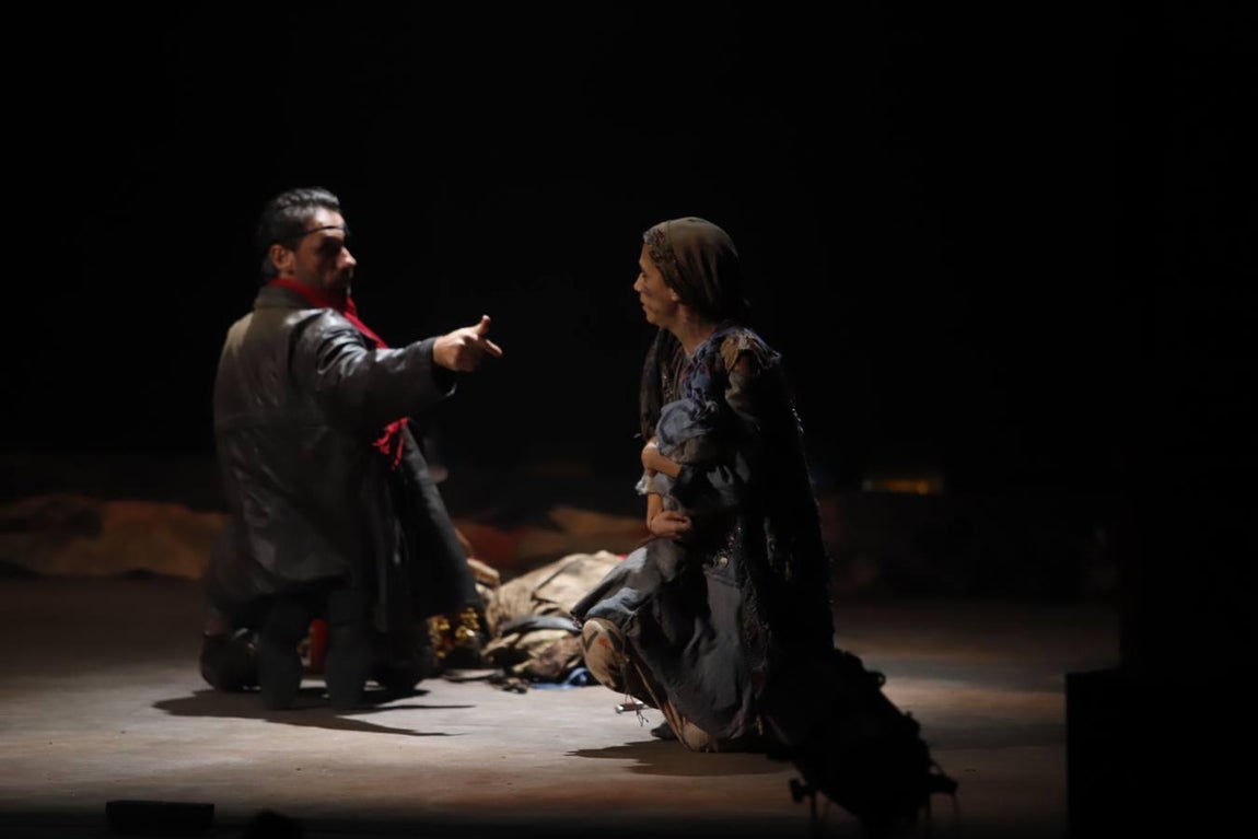 La representación de «Divinas palabras» en el Gran Teatro de Córdoba, en imágenes