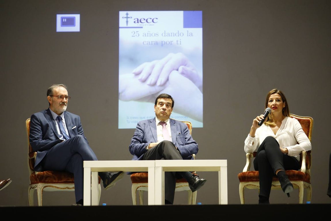 La Asociación contra el Cáncer celebra su 25 aniversario en Córdoba, en imágenes