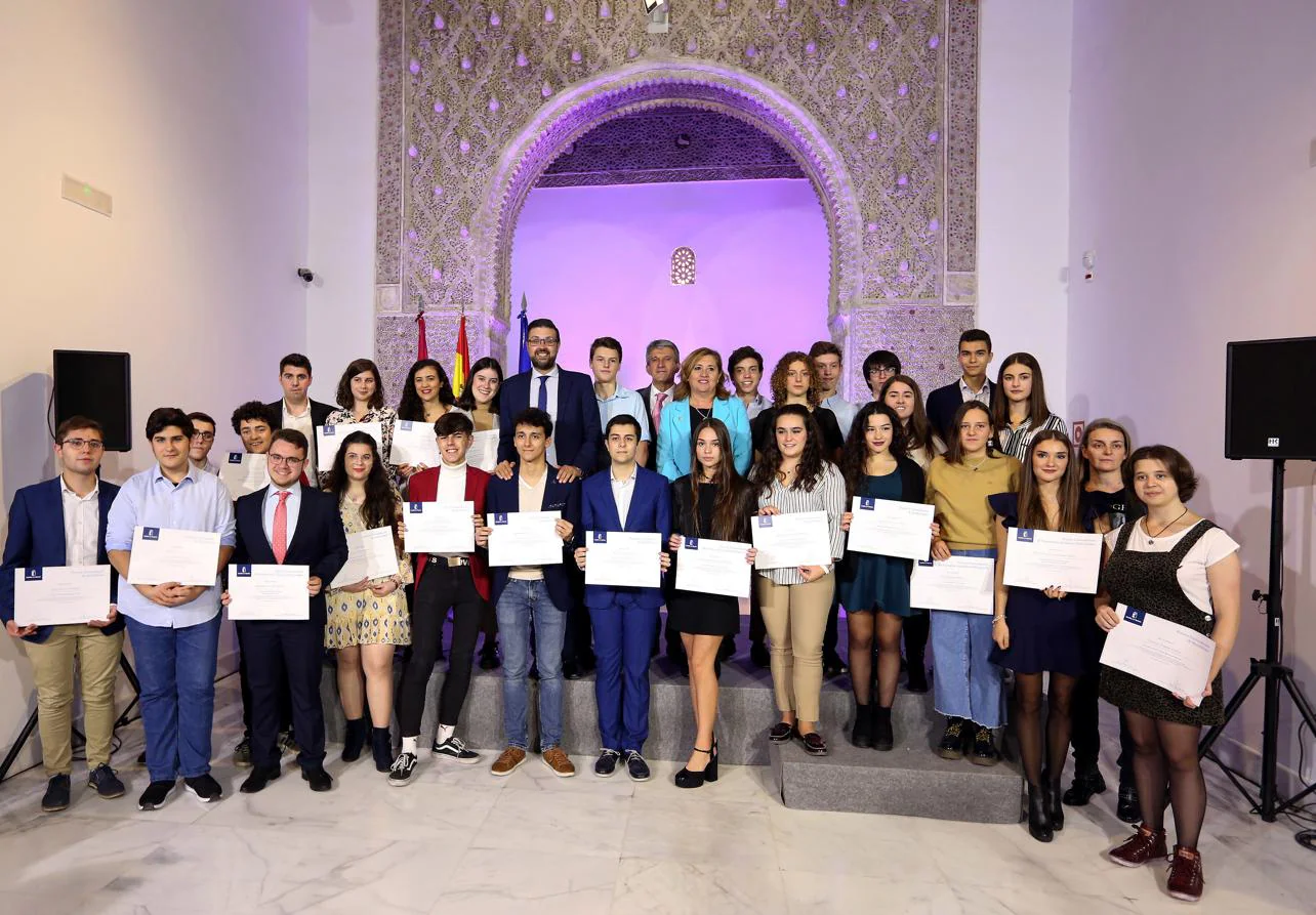 Los alumnos más destacados en ESO, Bachillerato y Enseñanzas Artísticas de la región