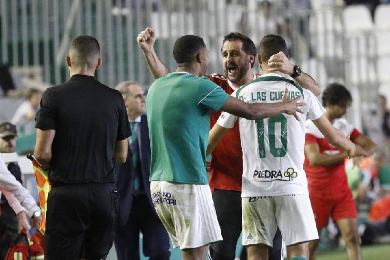 La victoria del Córdoba CF contra el San Fernando, en imágenes