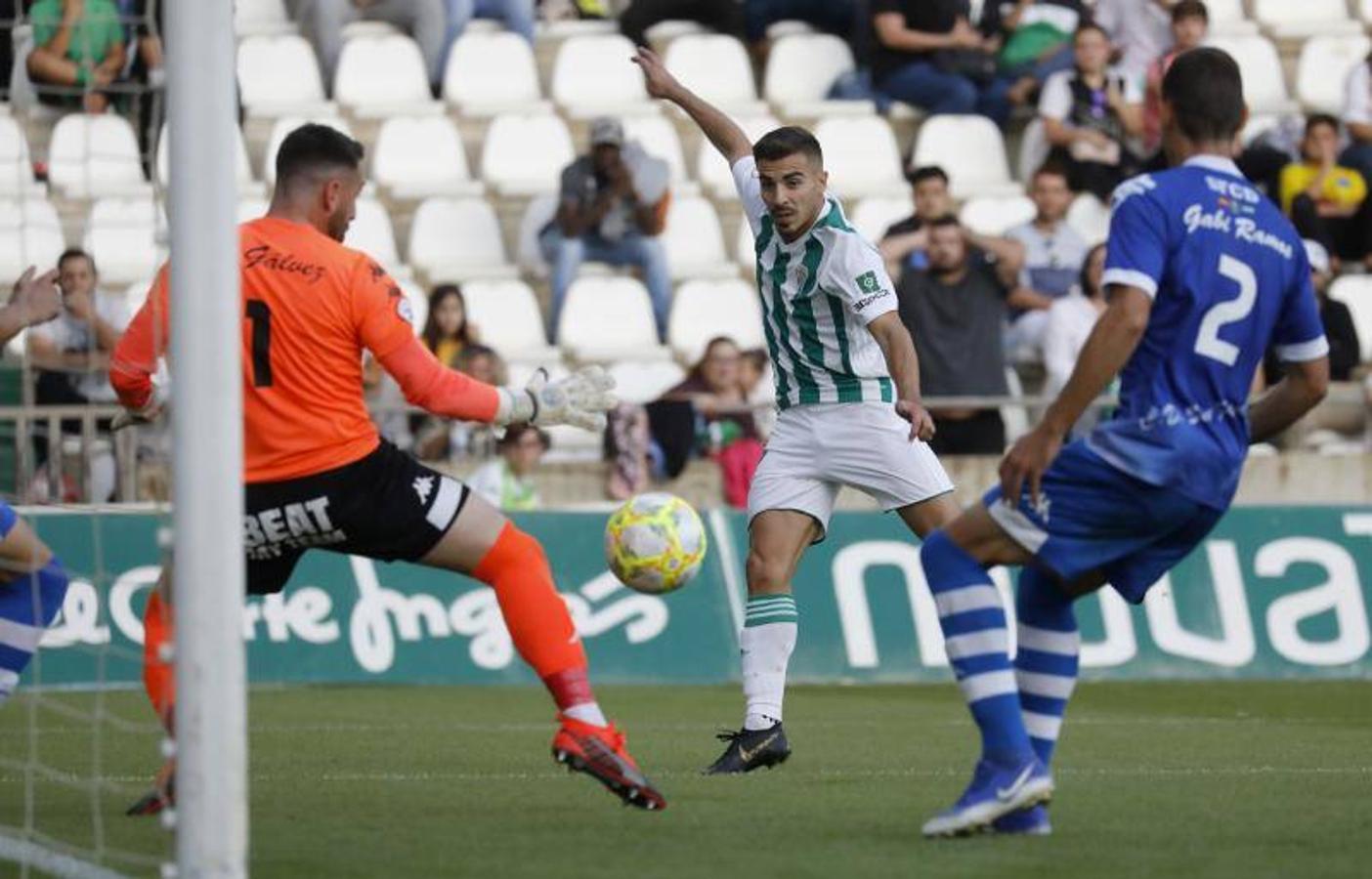 La victoria del Córdoba CF contra el San Fernando, en imágenes