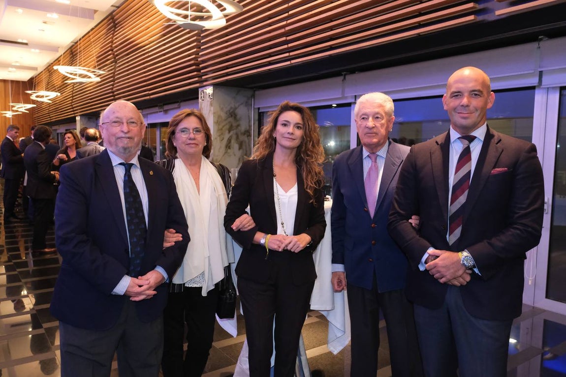 Enrique García-Agulló, Ángeles Fernández Enríquez, Aurora Martínez, Miguel Nuche y Carlos Barberá. 