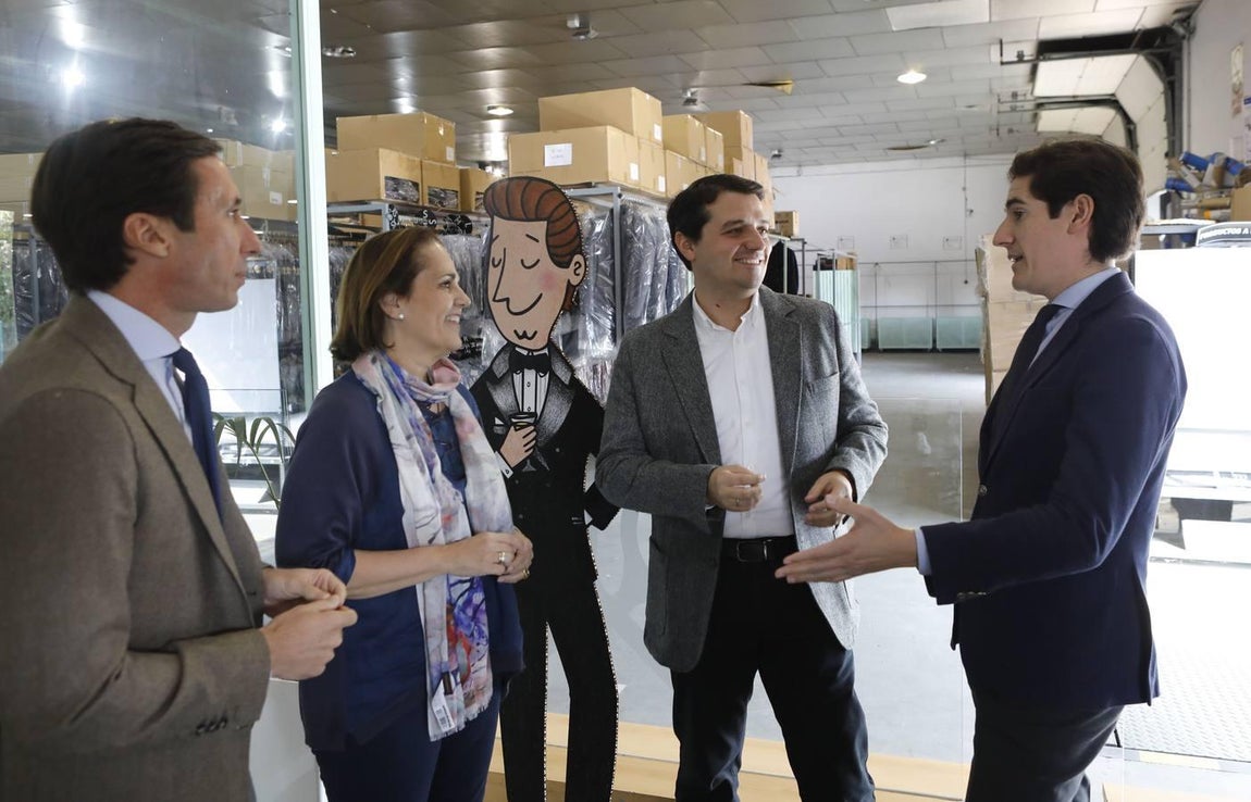 El centro logístico de Silbon en Córdoba, en imágenes