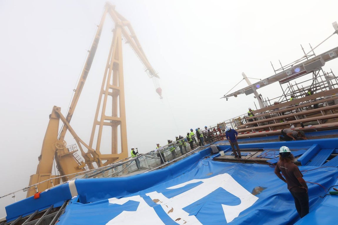 Las primeras imágenes de la reparación del crucero Oasis, de Royal Caribbean