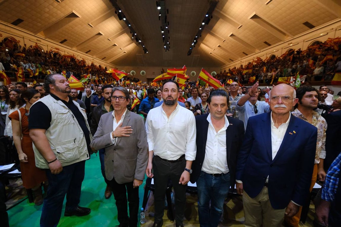 FOTOS: Lleno absoluto en el mitin de Santiago Abascal en Jerez
