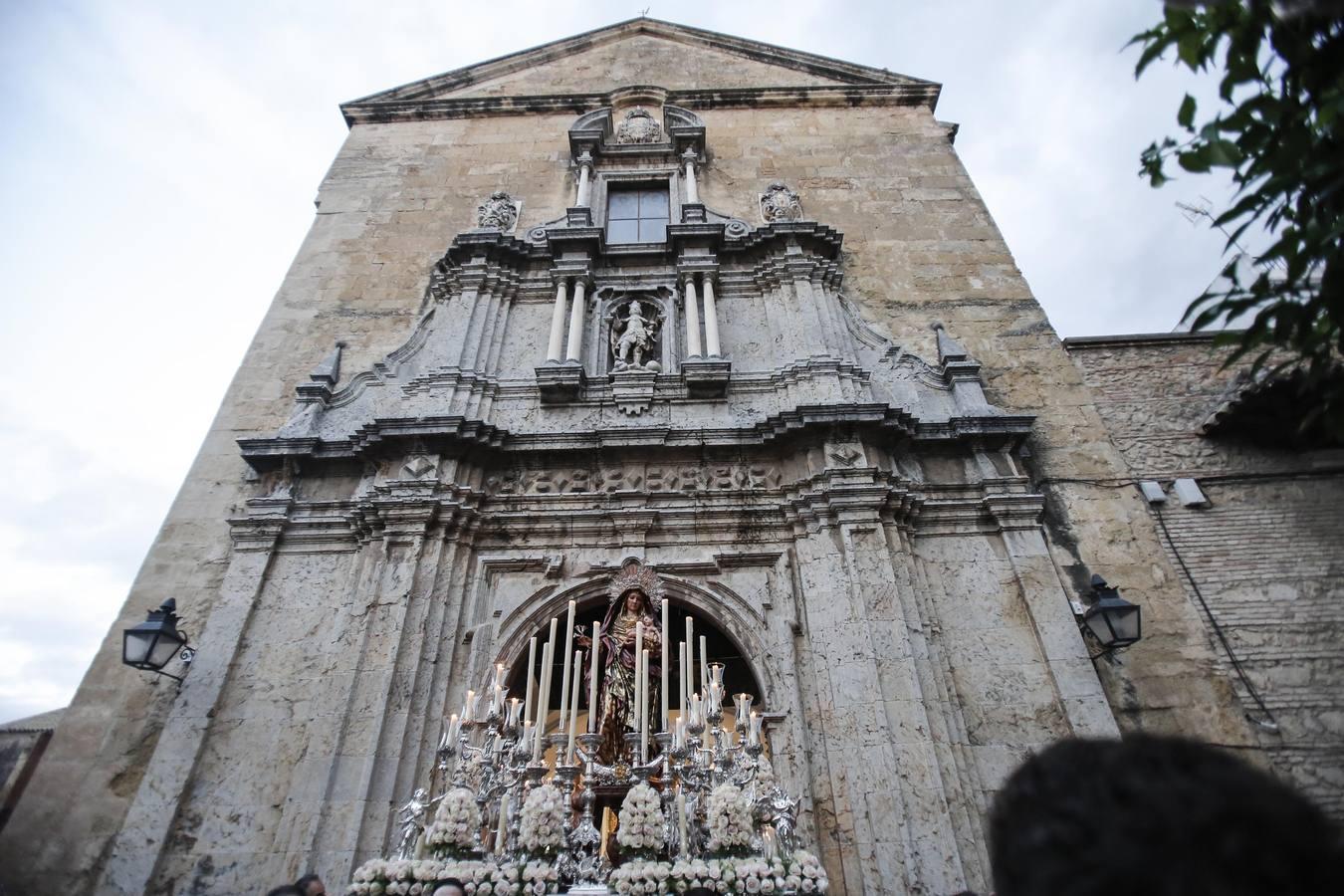 La procesión de Nuestra Señora del Amparo por Córdoba, en imágenes