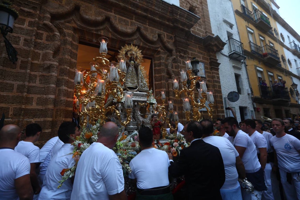 Procesión de la Virgen de la Palma Coronada