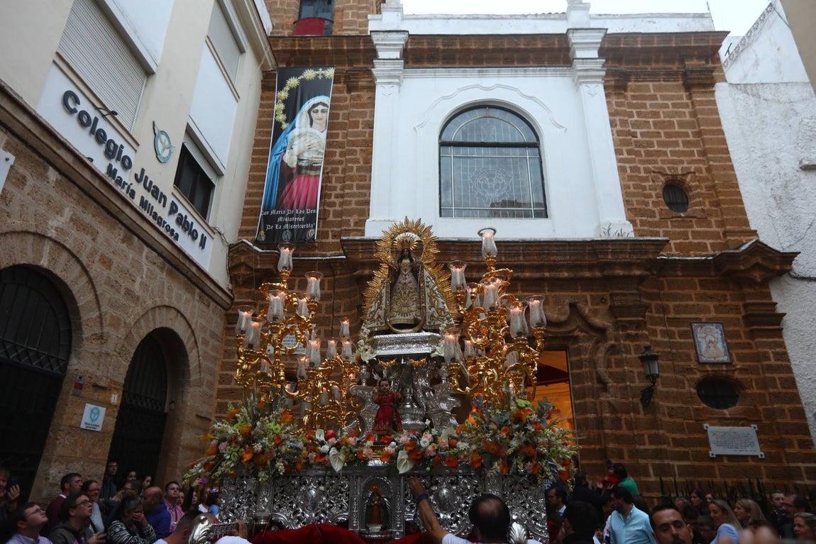 Procesión de la Virgen de la Palma Coronada