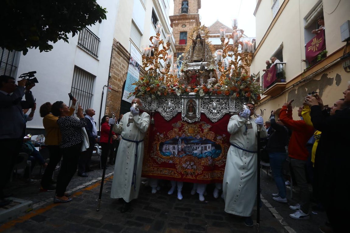 Procesión de la Virgen de la Palma Coronada