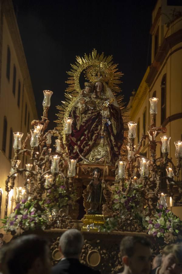 Procesión de la Virgen del Rosario de San Vicente