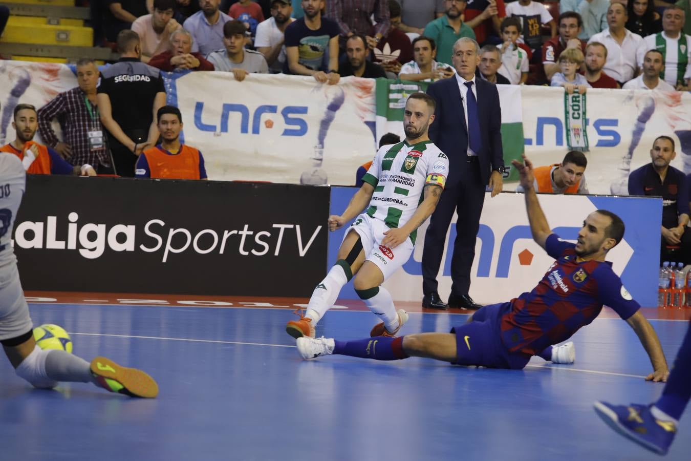 El partido del Córdoba Patrimonio ante el Barcelona, en imágenes