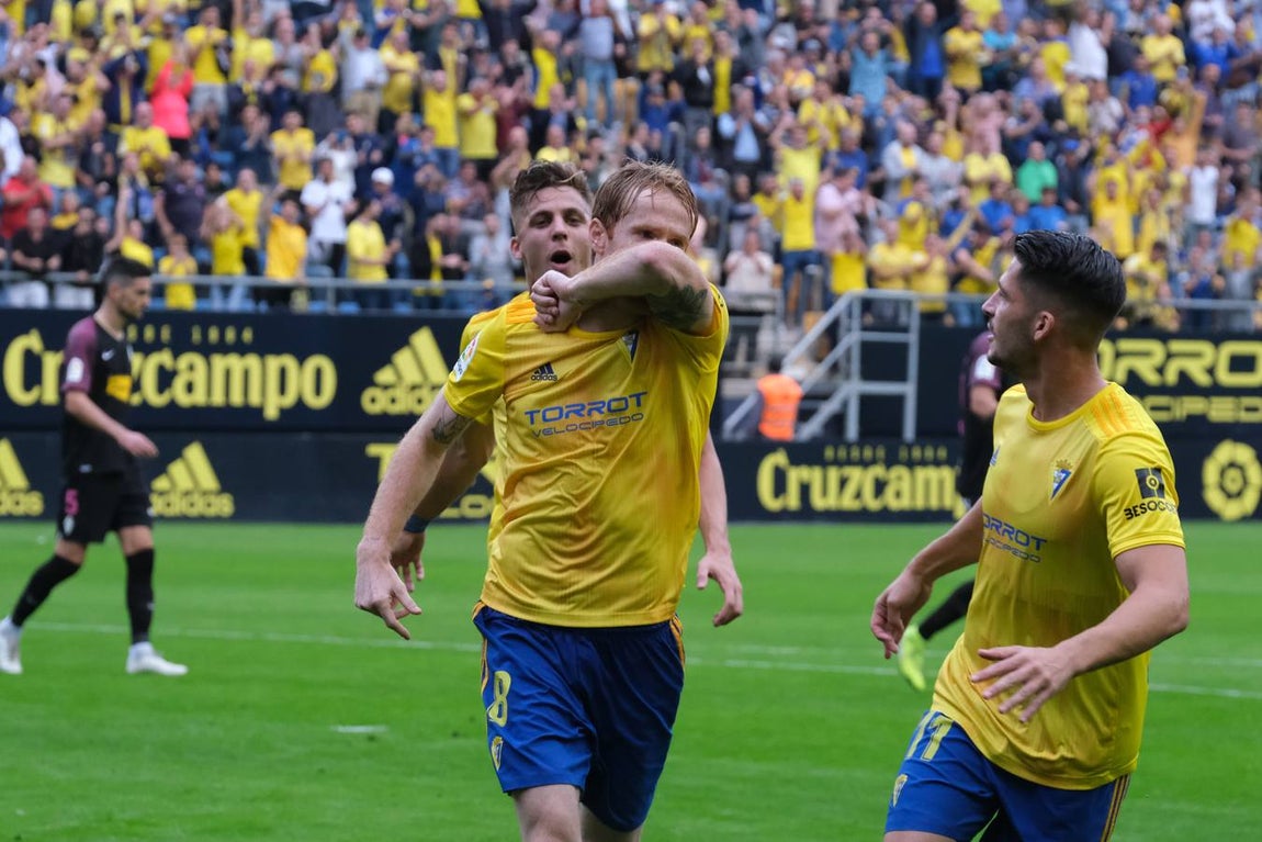 Partido Cádiz-Sporting (3-1)