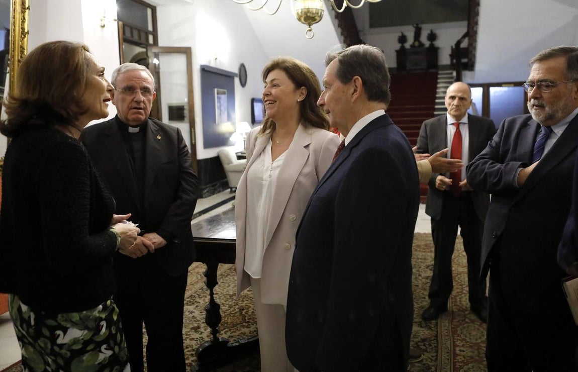 La conferencia de María Amor Martín en el Templo de Córdoba, en imágenes