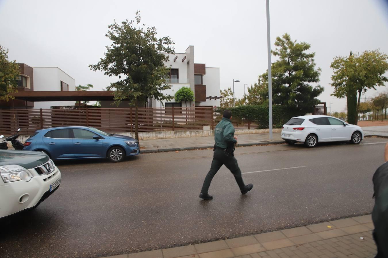 El registro de la Guardia Civil en el Córdoba CF y la casa de Jesús León, en imágenes