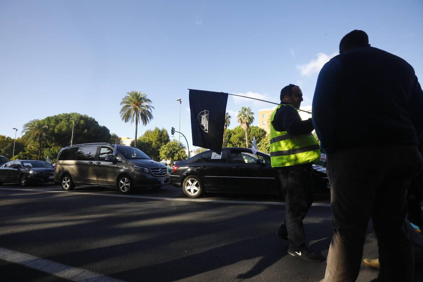 La protesta de los taxistas en Córdoba, en imágenes