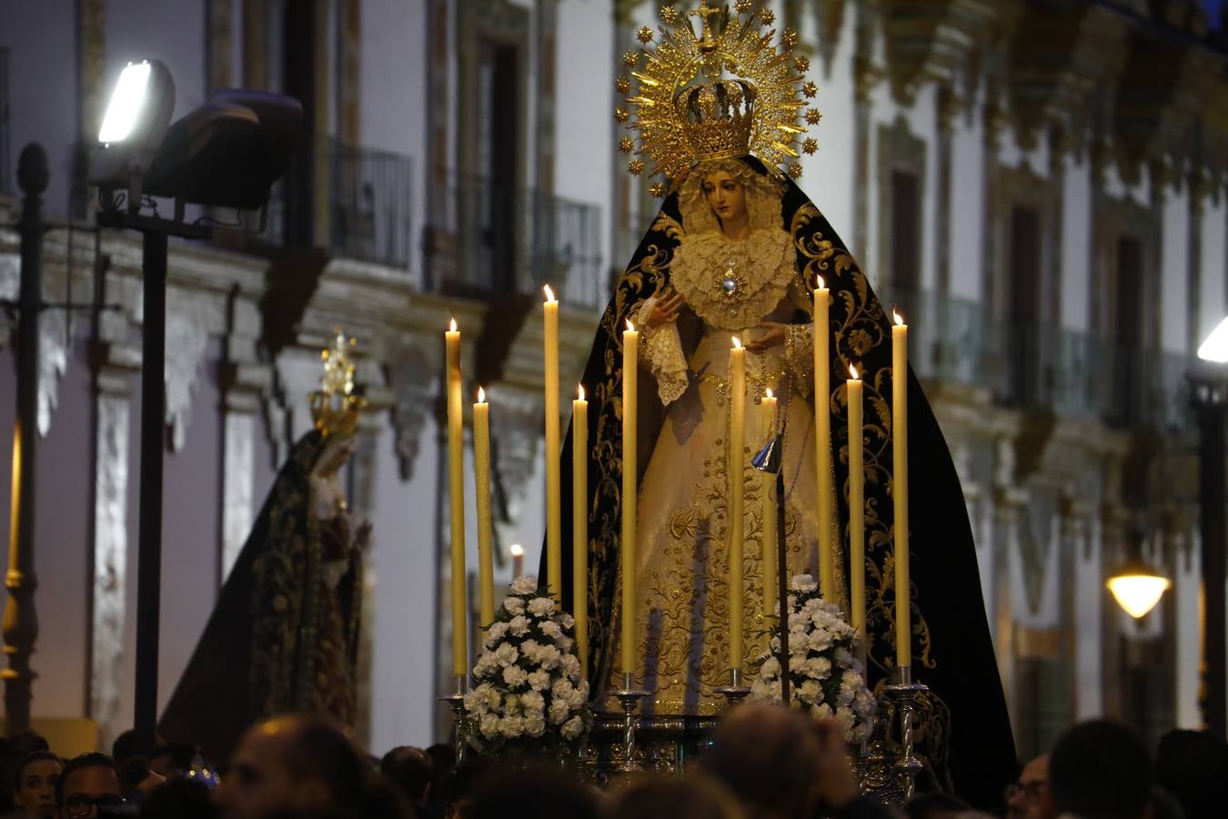 La procesión de las Vírgenes de Martínez Cerrillo en Córdoba, en imágenes