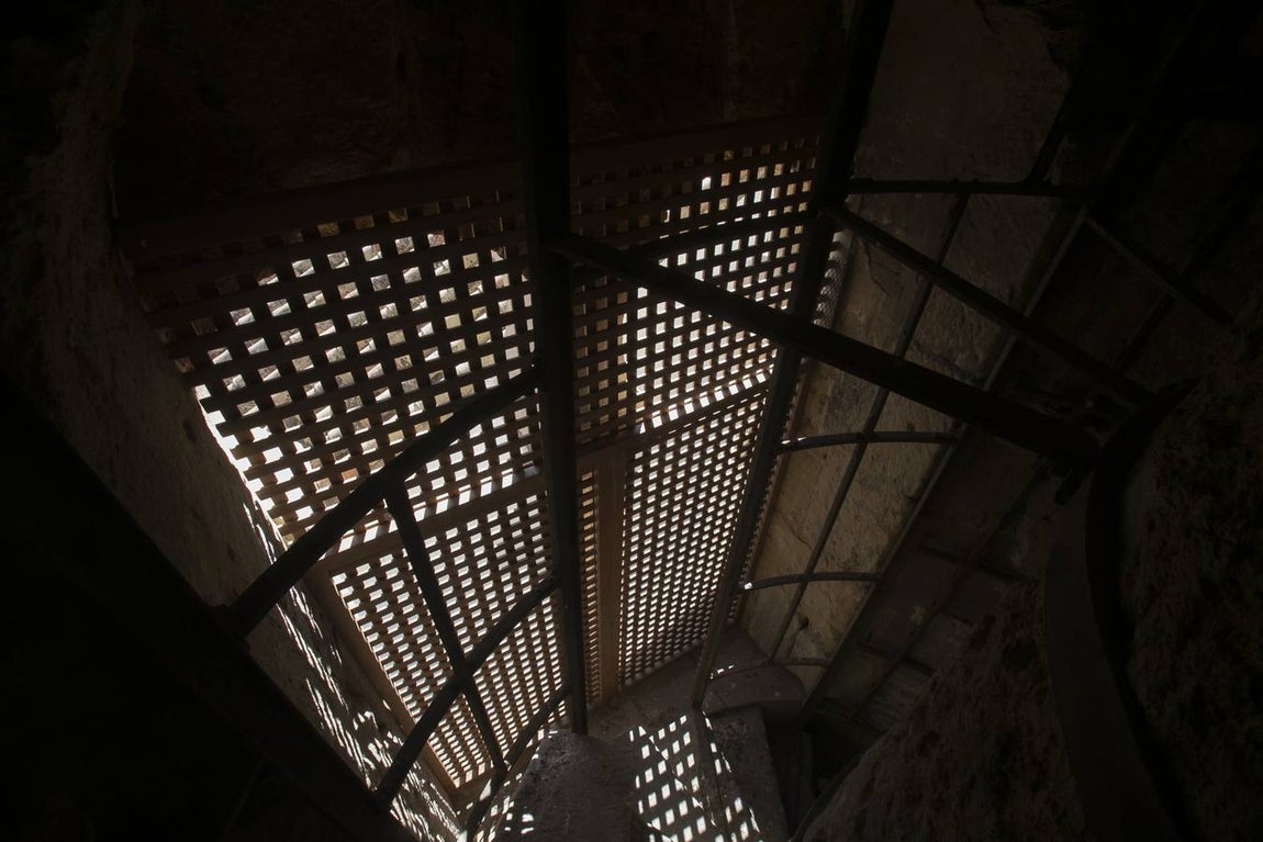 El interior del alminar de San Juan de Córdoba, en imágenes
