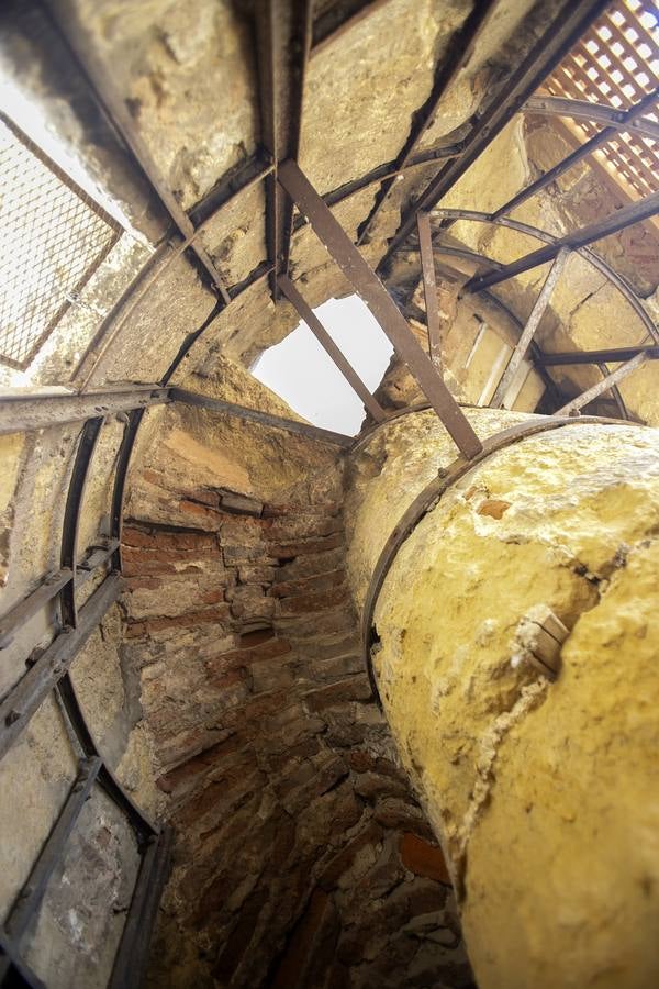 El interior del alminar de San Juan de Córdoba, en imágenes