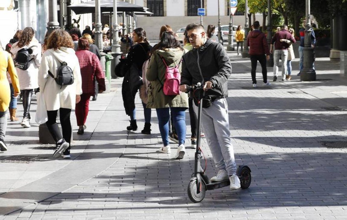 Los usuarios de patinetes eléctricos de Córdoba, en imágenes