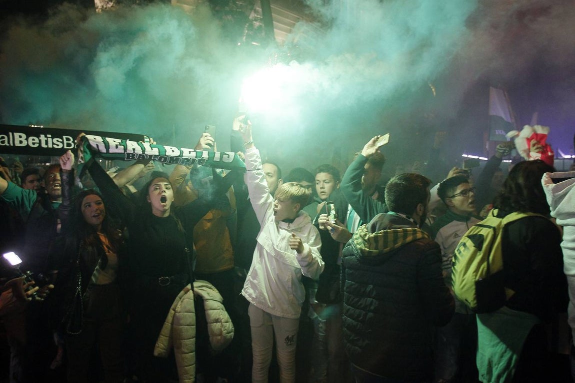 En imágenes, ambiente previo al derbi Real Betis - Sevilla FC