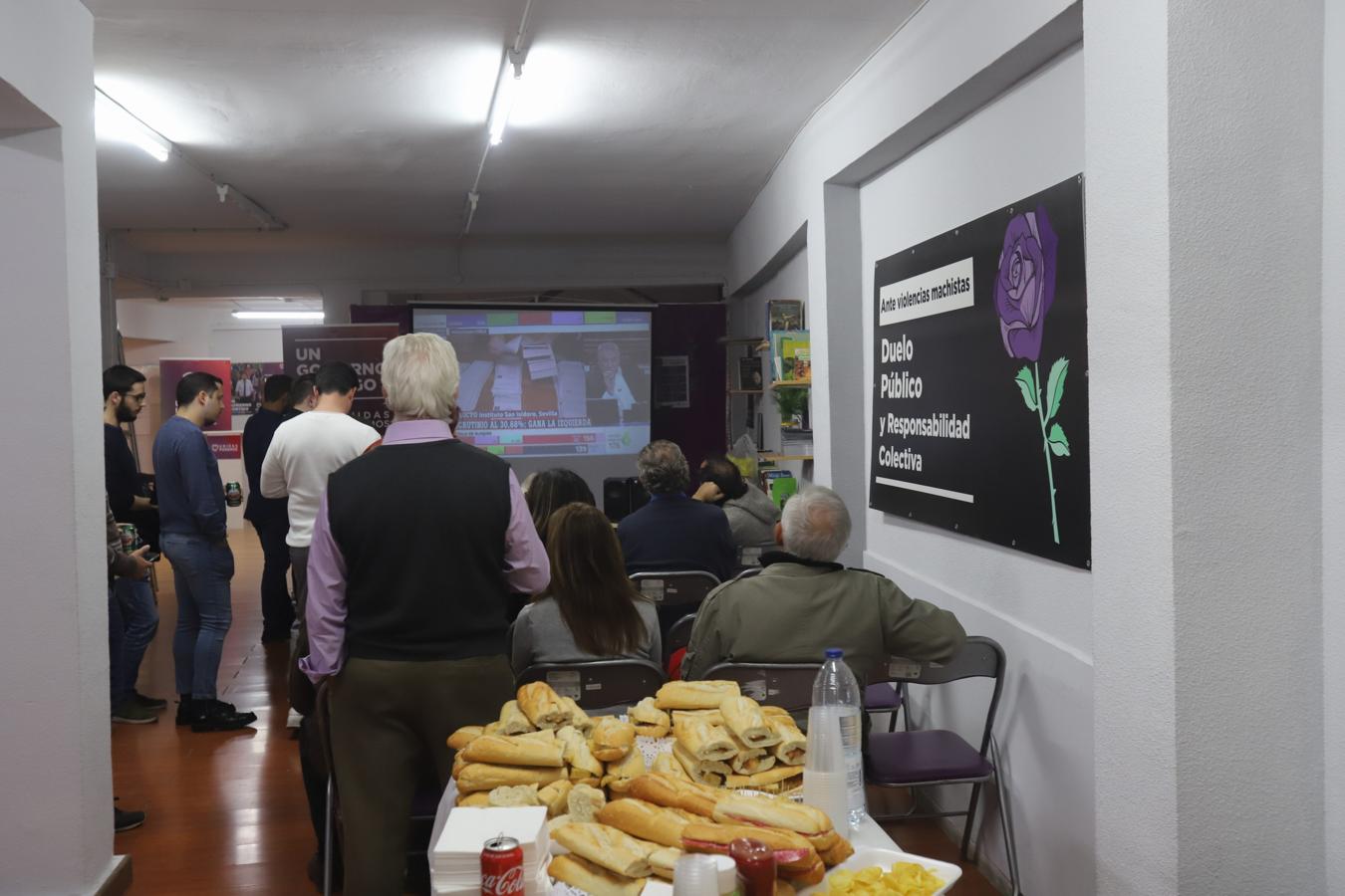 En imágenes, así vivió Unidas Podemos la noche de las elecciones en Córdoba