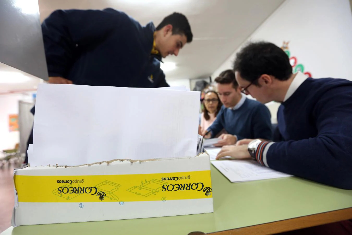 La jornada electoral en Toledo, en imágenes