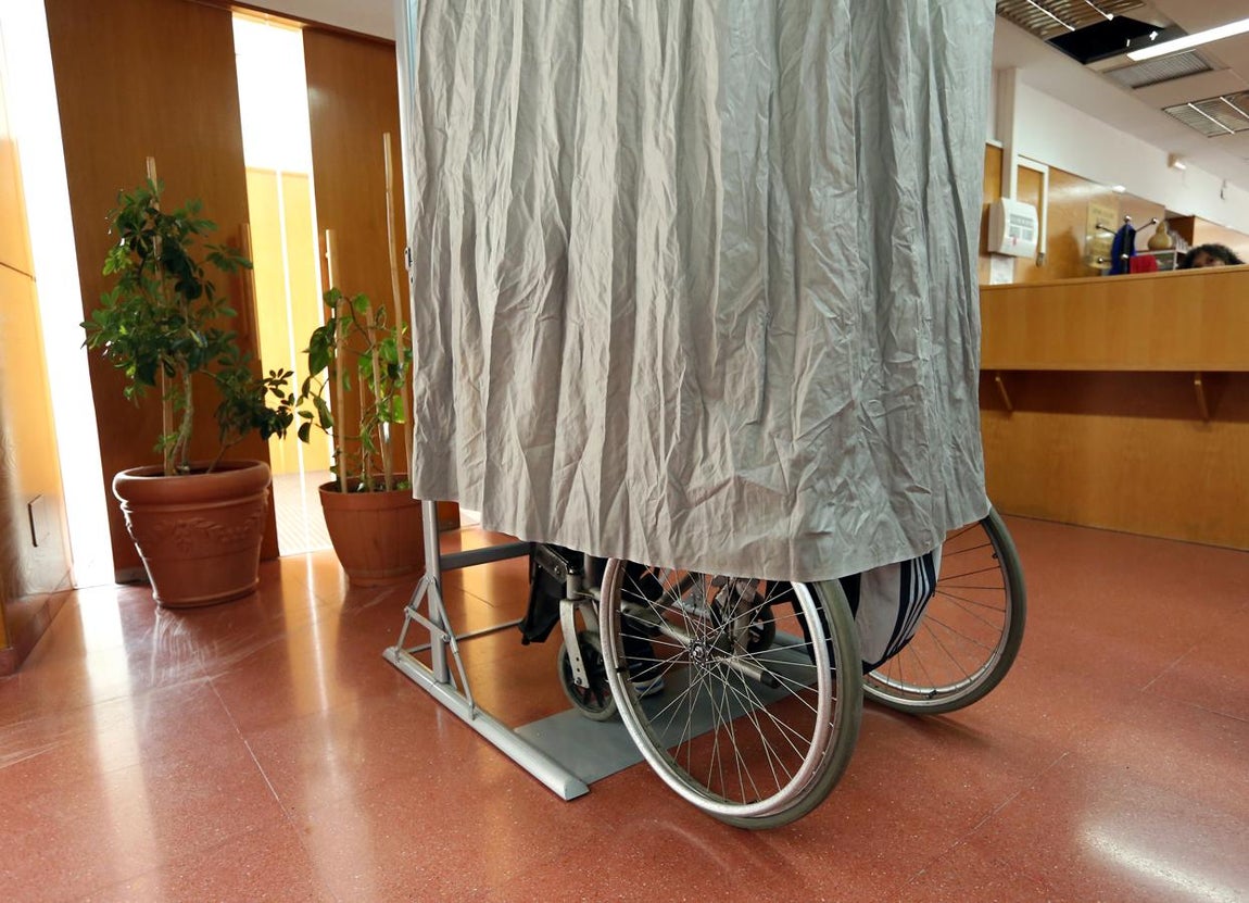 La jornada electoral en Toledo, en imágenes