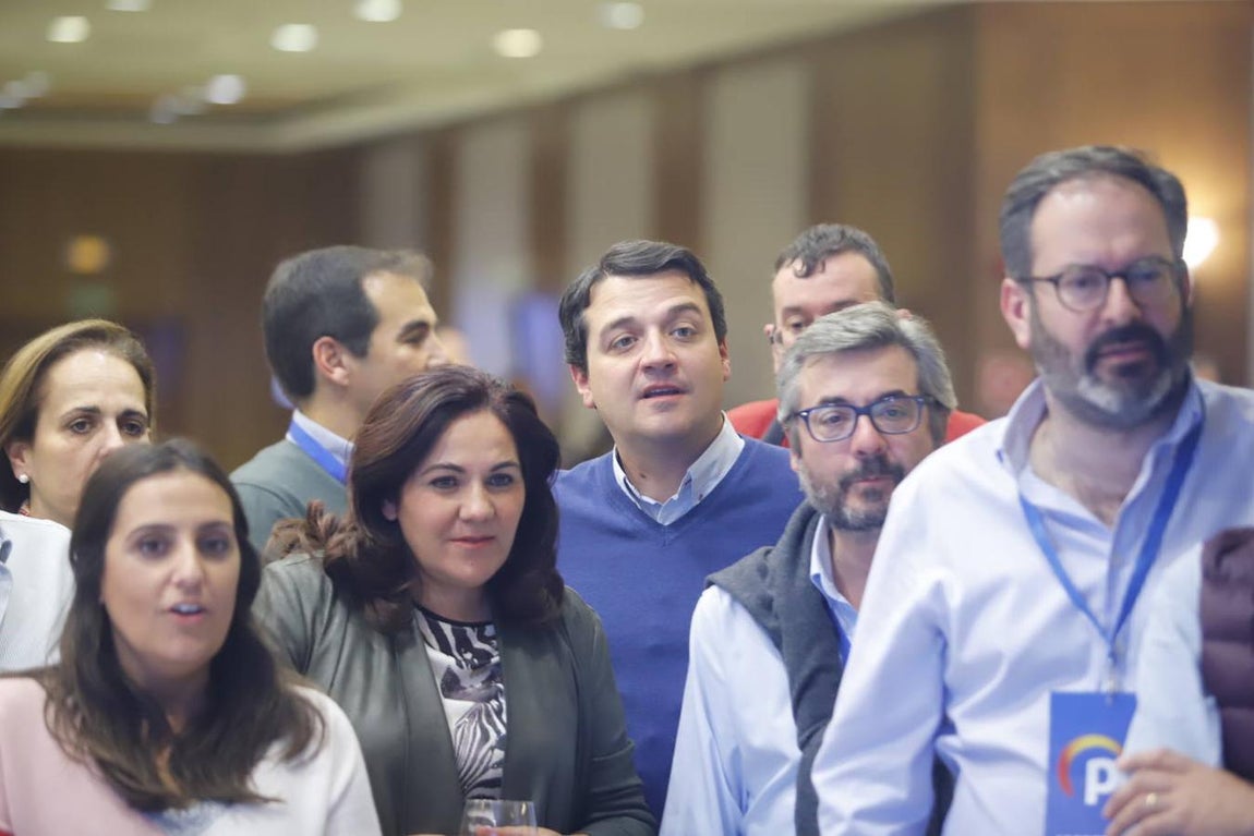 La noche de las elecciones en Córdoba  del PP, en imágenes