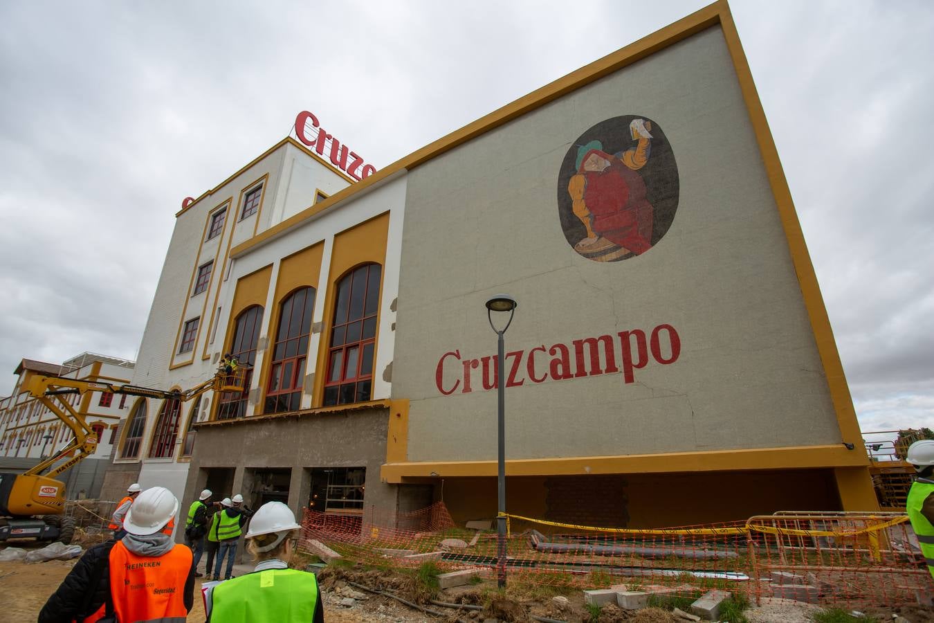 Presentación de la futura «fábrica de experiencias» de Cruzcampo