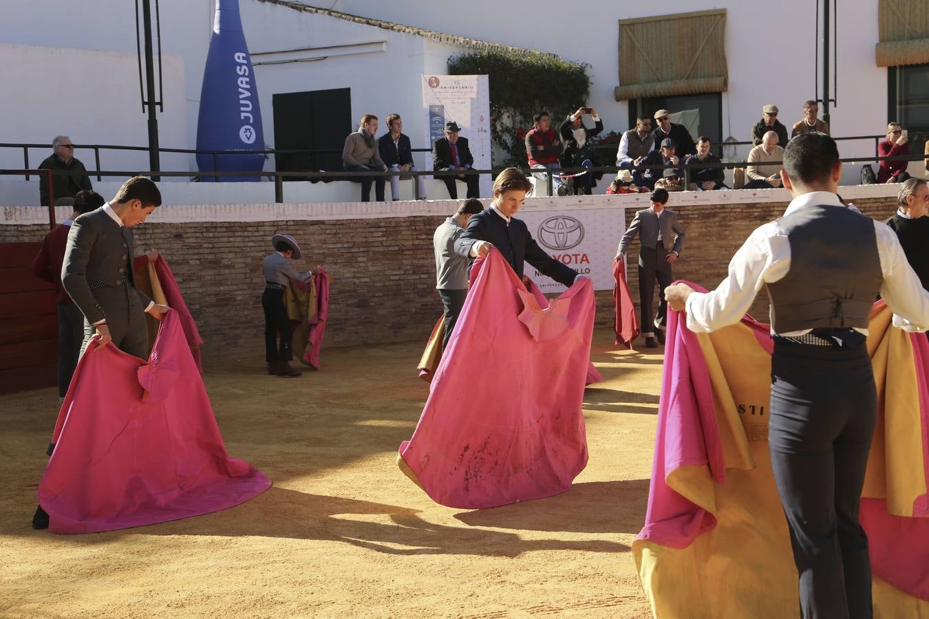 La Escuela Taurina de Sevilla celebra sus bodas de plata