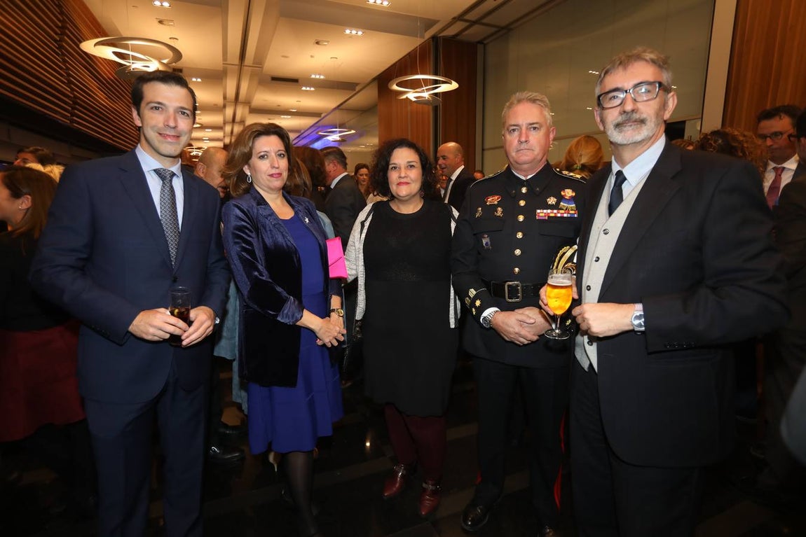 Ramón Cuadrado, Mª Teresa Fernández, Francisco Bernal, Joaquín González y Francisco Piniella. 