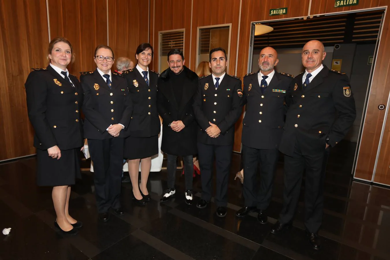 Aurora Jurado, Fátima Granados, Ana Cantizano, David Palomar, Andrés Bragados, José Ramón Sánchez y Guillermo Hahn. 