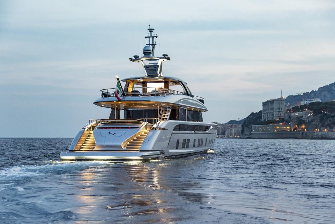 GTT 115. Fundó el estudio el hijo de Ferry Porsche, Ferdinand Alexander Porsche, que aprendió a dibujar con su padre y bebió de el todo el carácter y filosofía que su familia aplicó en la marca. Lo marcó un acontecimiento al que asistió a los 5 años, la presentación del Porsche 356, el primer coche producido en serie de la compañía