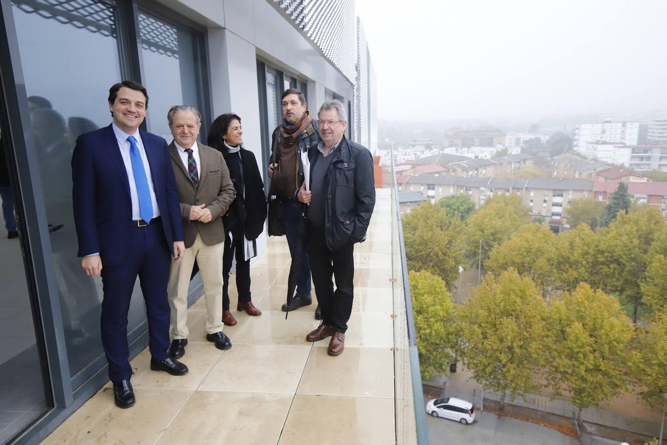 La visita del alcalde de Córdoba a la Normal de Magisterio, en imágenes