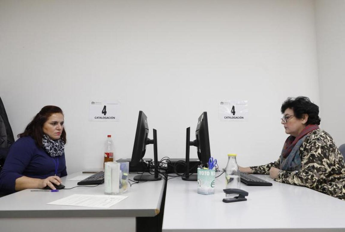 La digitalización del archivo del Reina Sofía de Córdoba, en imágenes