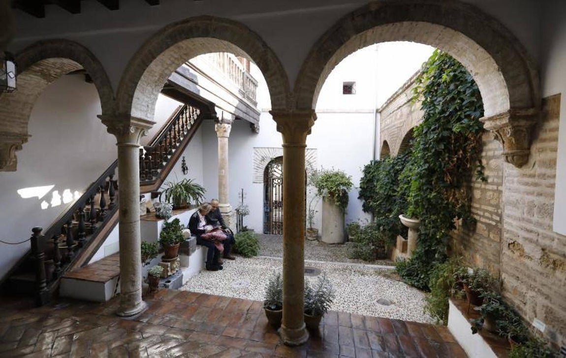 La calle Cabezas de Córdoba, en imágenes