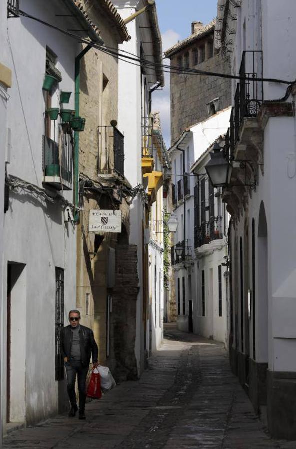 La calle Cabezas de Córdoba, en imágenes