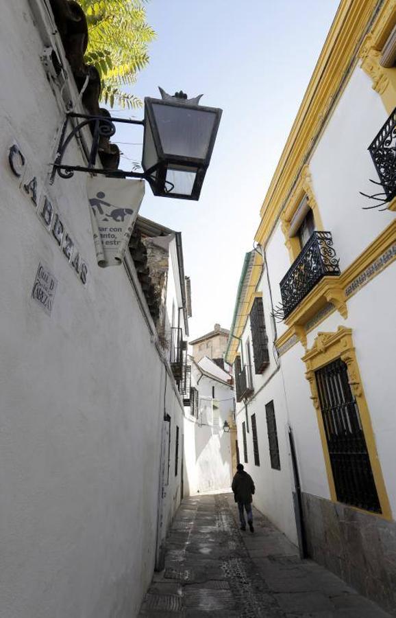 La calle Cabezas de Córdoba, en imágenes