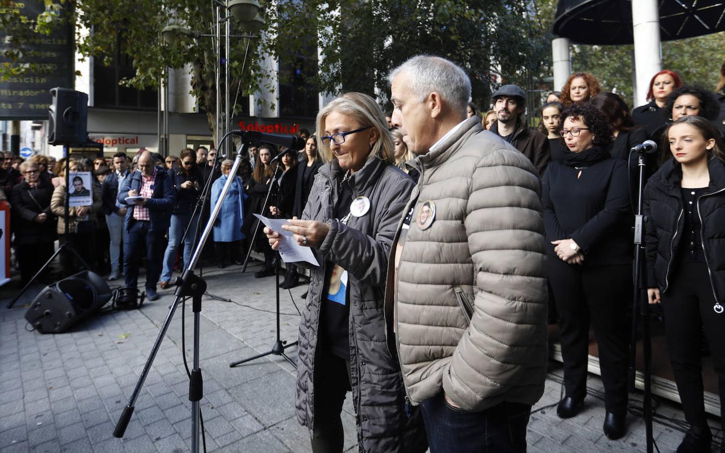 La concentración en Córdoba por el desaparecido Paco Molina, en imágenes