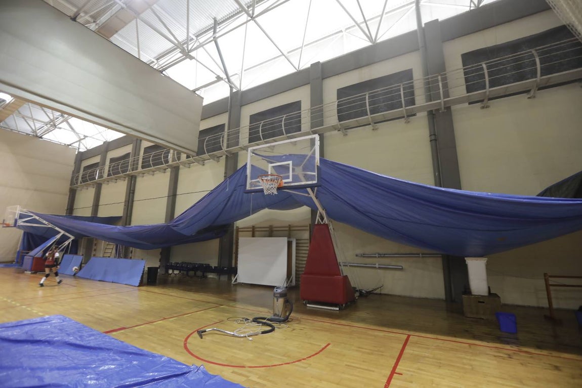 Las goteras del Ciudad de Cádiz