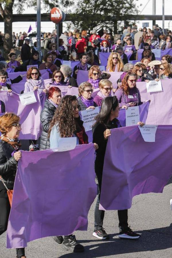 La manifestación contra la violencia hacia las mujeres de Córdoba, en imágenes