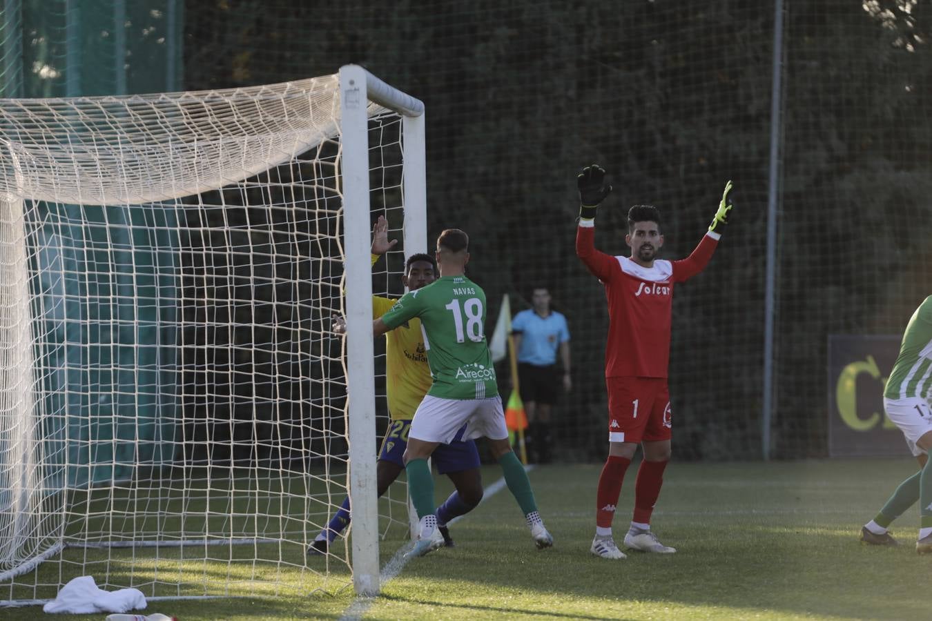 Partido Cádiz B-Sanluqueño (0-0)