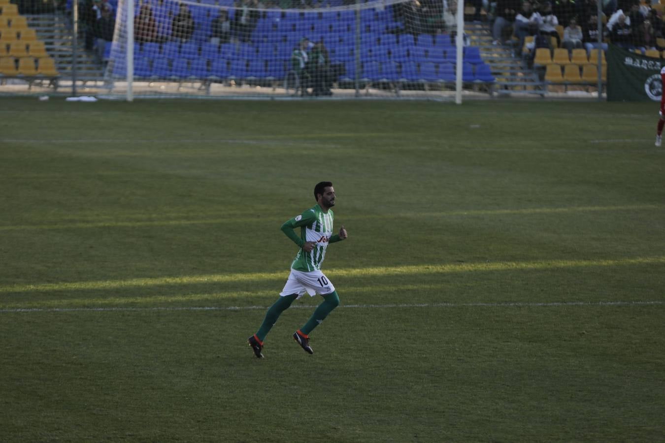 Partido Cádiz B-Sanluqueño (0-0)